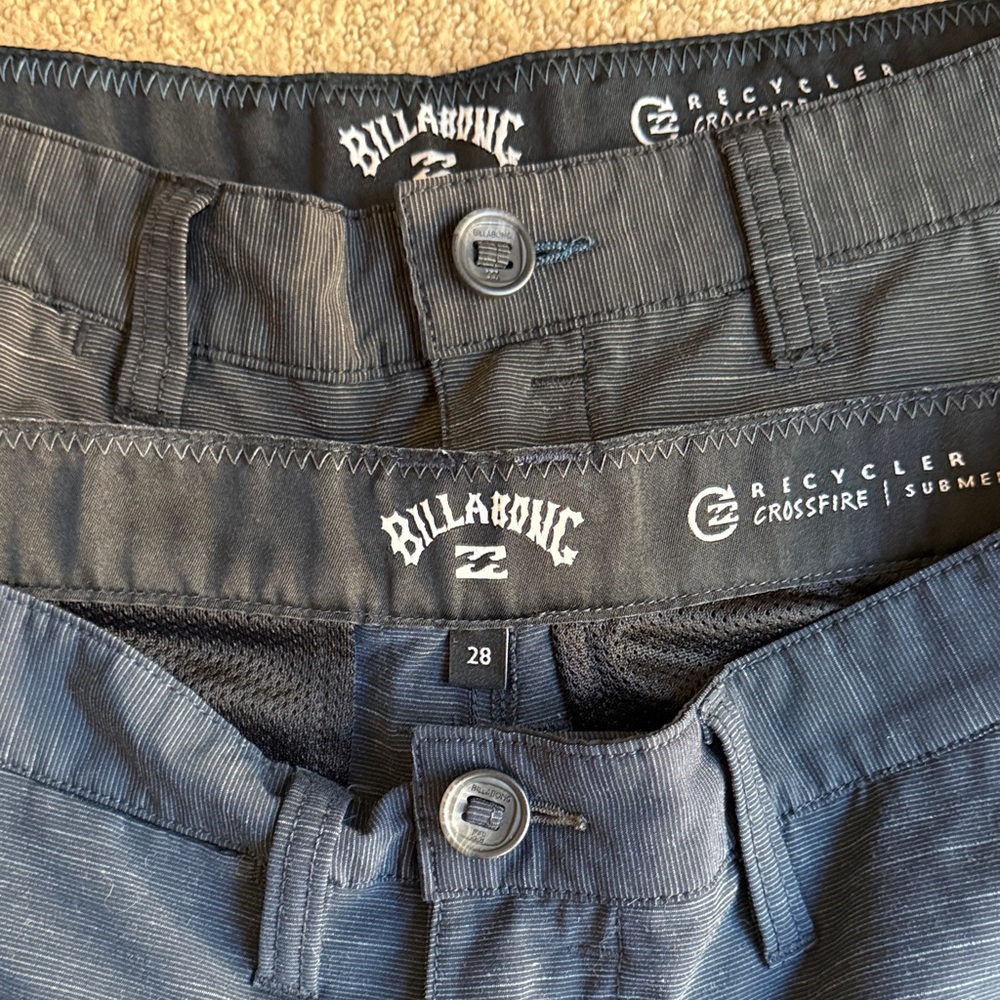 Billabong Men's Hybrid Shorts in Charcoal and Midnight Blue size 28 - Picture 2 of 4